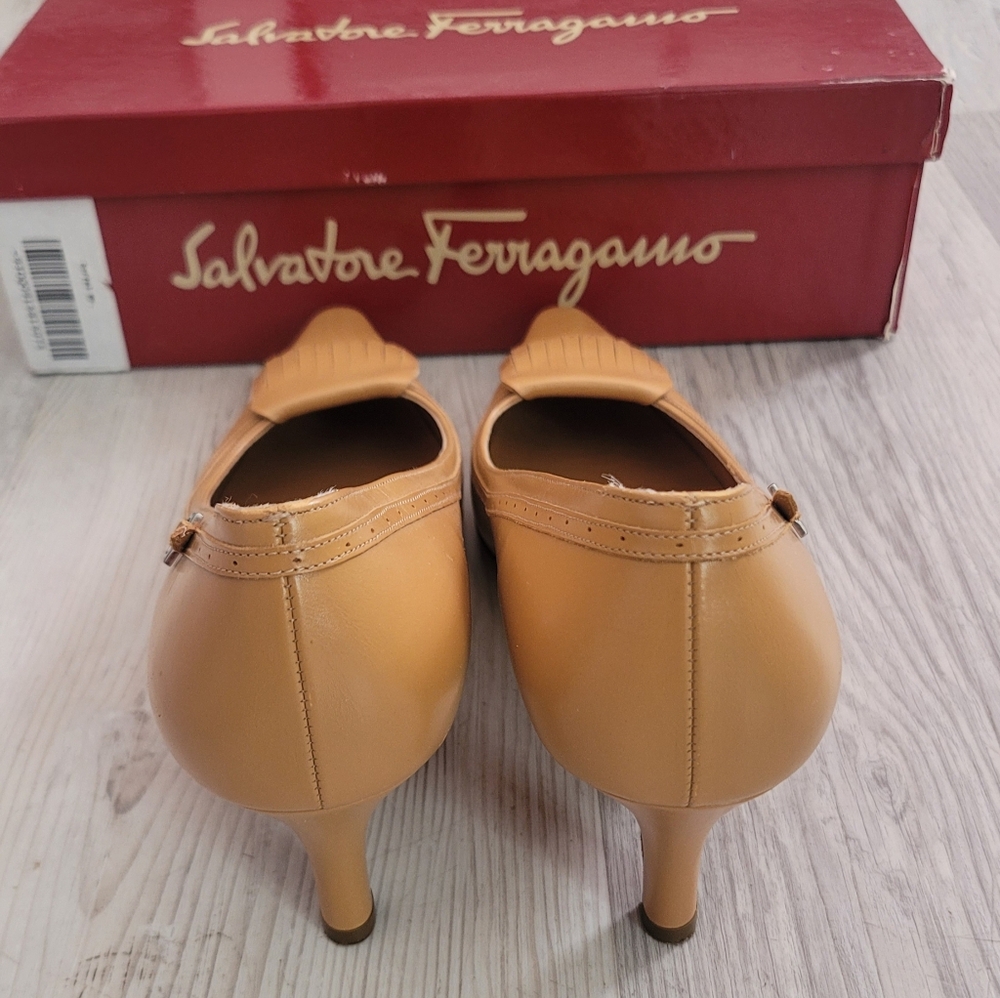 Salvatore Ferragamo Tan Leather Pointed Toe Fringe Pumps - Picture 6 of 10
